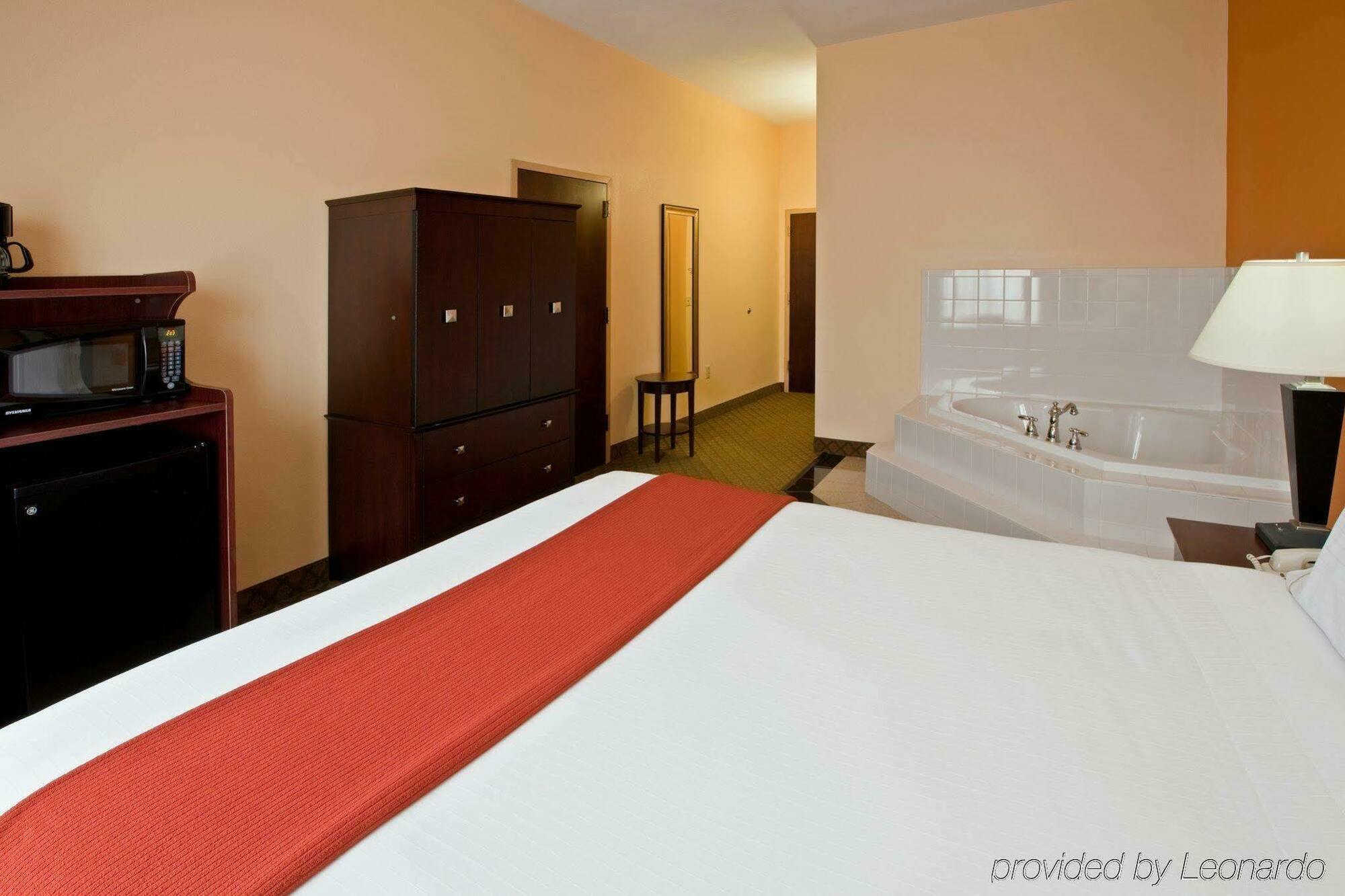 Holiday Inn Express Hotel & Suites Ashland By Ihg Dış mekan fotoğraf