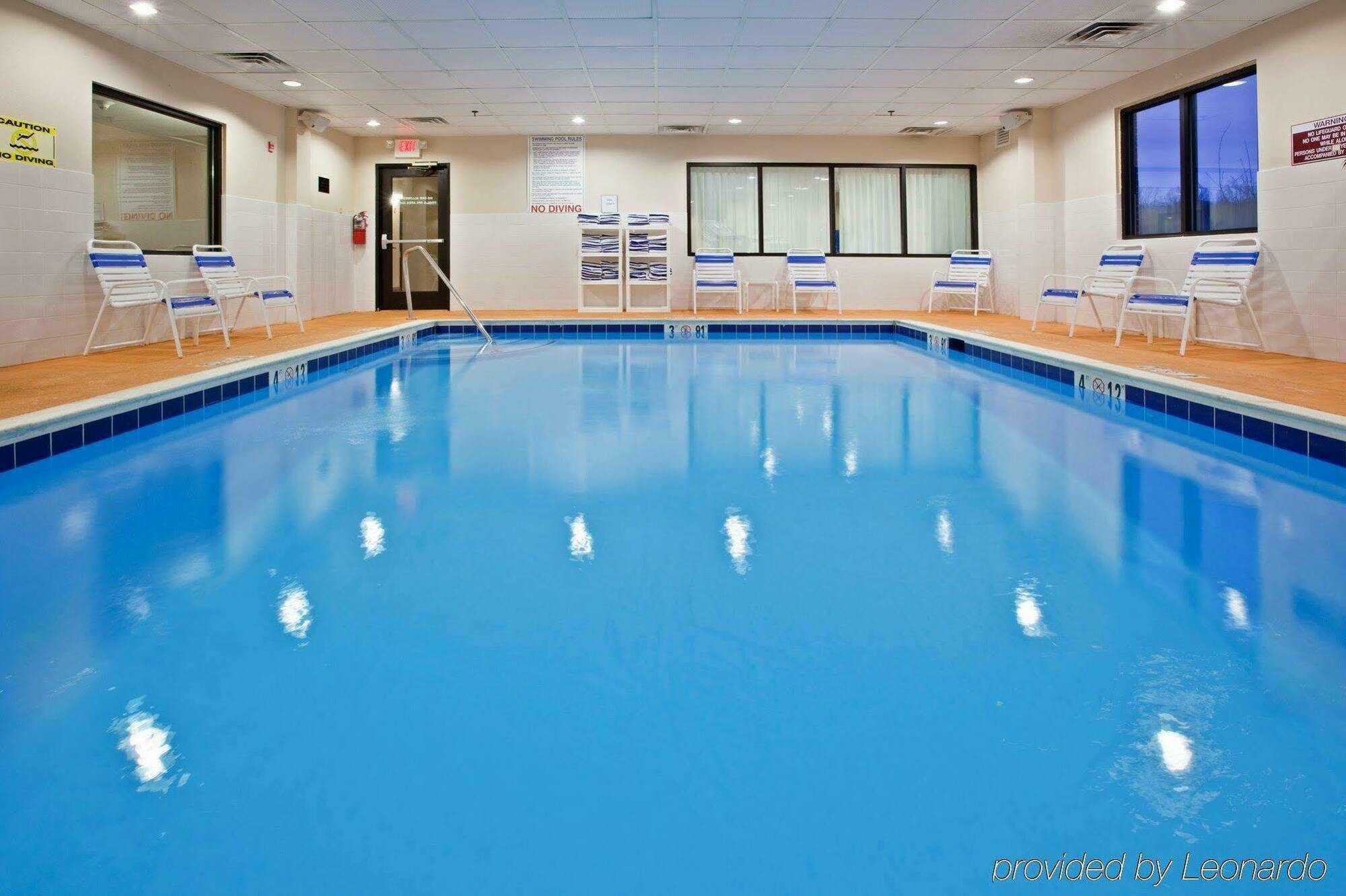 Holiday Inn Express Hotel & Suites Ashland By Ihg Konforlar fotoğraf